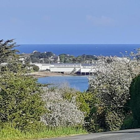 Appartement Proche Bord De Mer Plougasnou Exterior photo